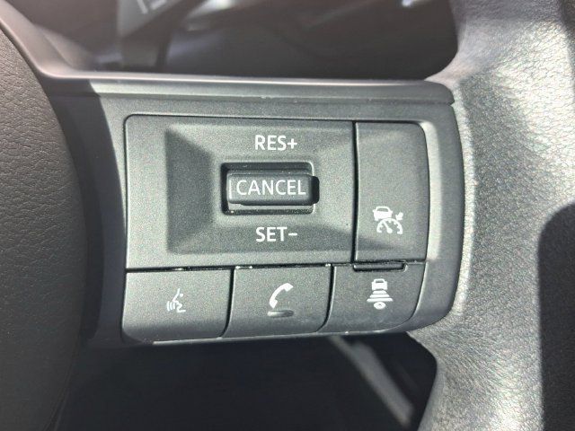Used 2026 Nissan Kicks SV FWD image 17