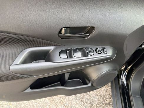 Used 2021 Nissan Kicks S FWD image 21