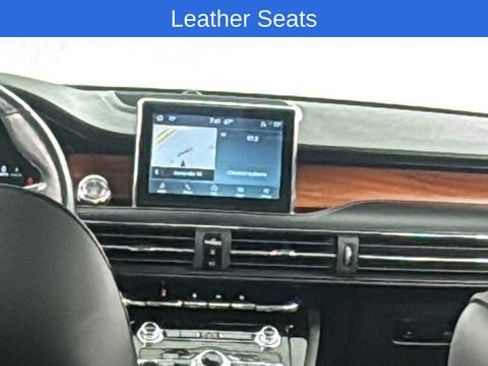 Used 2022 Lincoln Corsair Reserve image 17