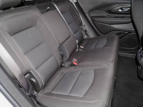 Used 2023 GMC Terrain SLE image 21