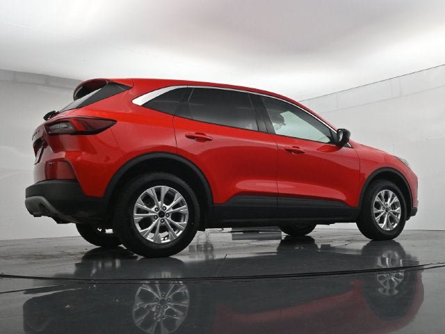Used 2024 Ford Escape Active AWD/4WD image 47