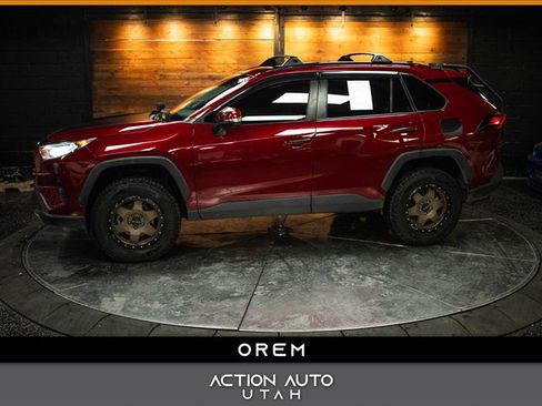 Used 2019 Toyota RAV4 Limited w/ Cold Weather Package AWD/4WD image 1