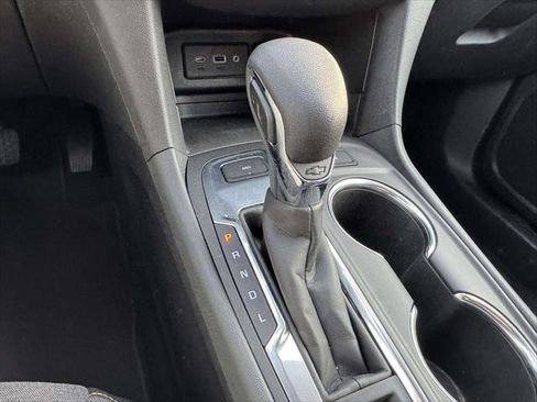 Used 2024 Chevrolet Equinox LT image 21