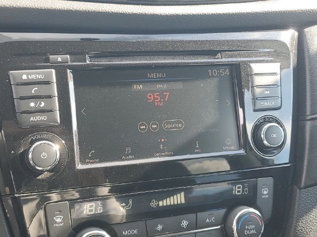 Used 2020 Nissan Rogue S FWD image 22