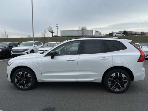 New 2026 Volvo XC60 T8 Plus w/ Protection Package Premier image 4