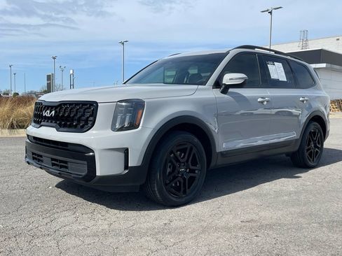 Used 2024 Kia Telluride EX X-Line image 3
