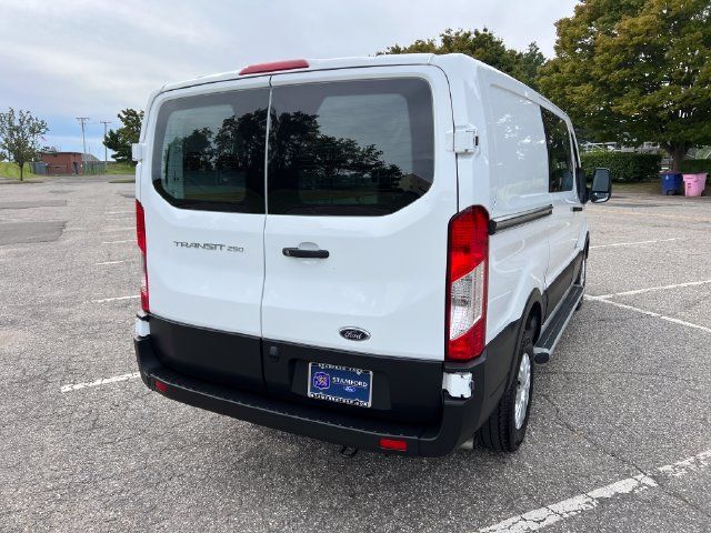 Used 2025 Ford Transit 250 Low Roof w/ Exterior Upgrade Package RWD image 10