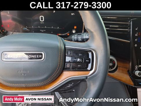 Used 2022 Jeep Grand Wagoneer Series II w/ Premium Group II AWD/4WD image 23