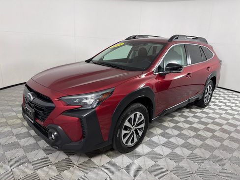 Used 2023 Subaru Outback Premium AWD/4WD image 9