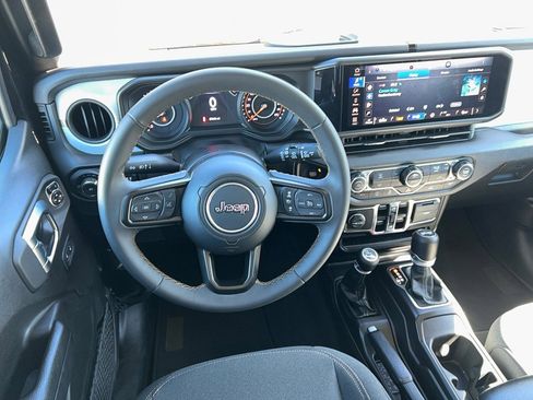 Used 2024 Jeep Wrangler Sport S image 15