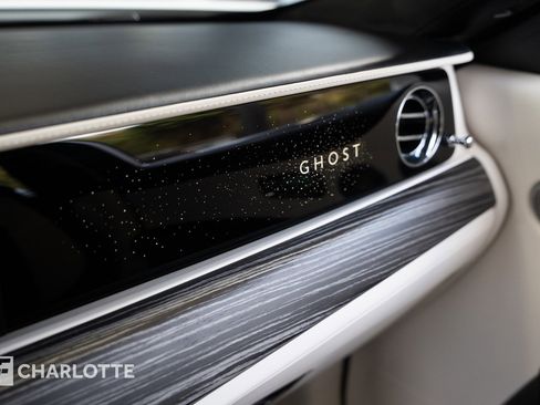 Used 2021 Rolls-Royce Ghost image 26