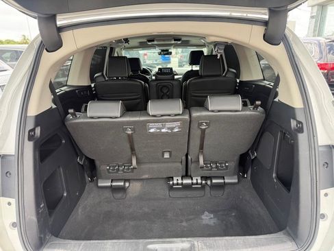 Used 2025 Honda Odyssey Touring image 8