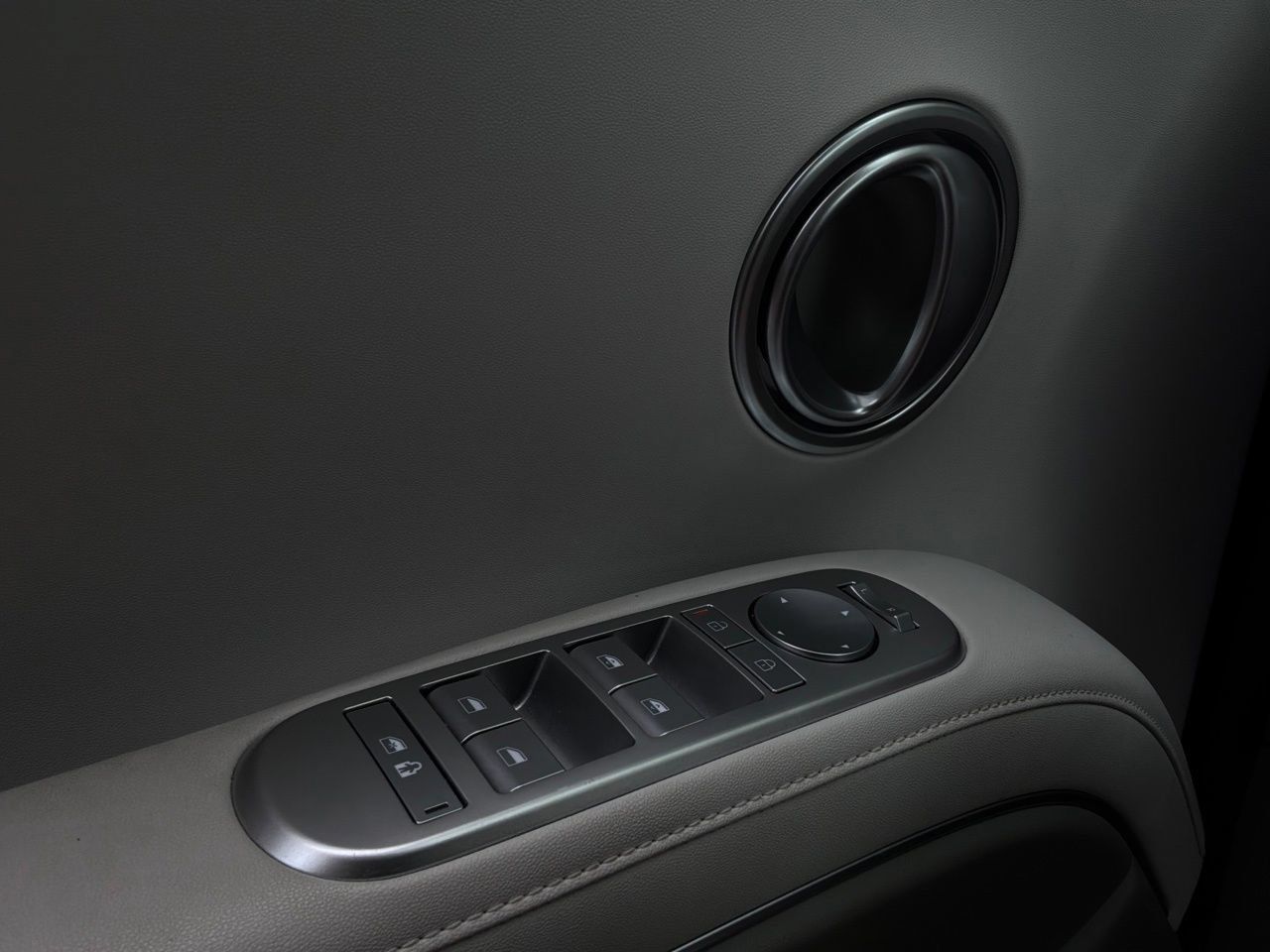 Used 2026 Hyundai Palisade SEL FWD image 28