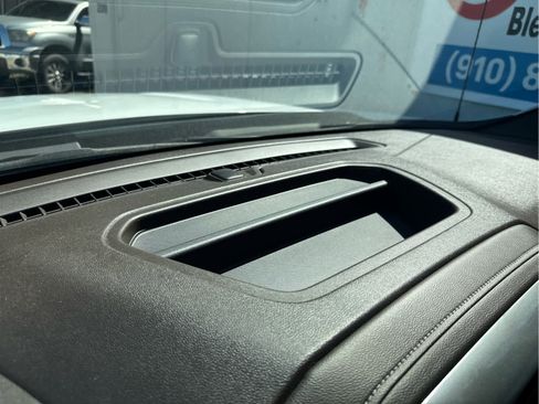 Used 2022 Chevrolet Silverado 1500 LT Trail Boss w/ LT Trail Boss Premium Package image 32