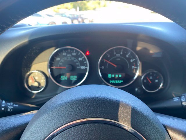 Used 2018 Jeep Wrangler Unlimited Sport w/ Connectivity Group AWD/4WD image 22
