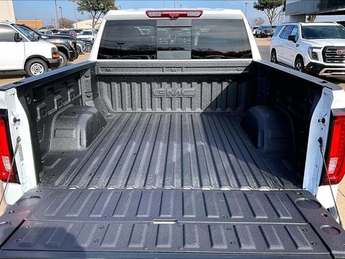 New 2026 GMC Sierra 1500 AT4 w/ AT4 Premium Package image 32