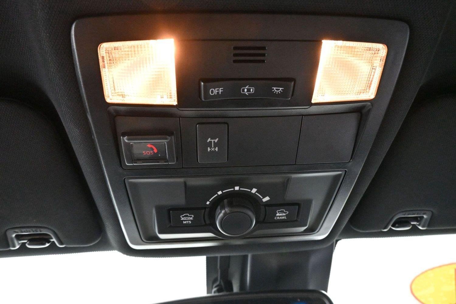 Used 2021 Toyota Tacoma TRD Off-Road w/ Technology Package AWD/4WD image 28