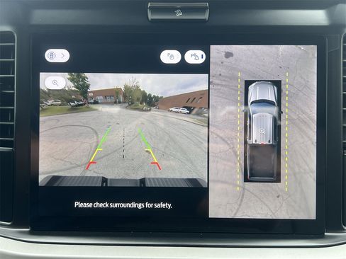 New 2026 Ford F250 XLT w/ XLT Premium Package image 3