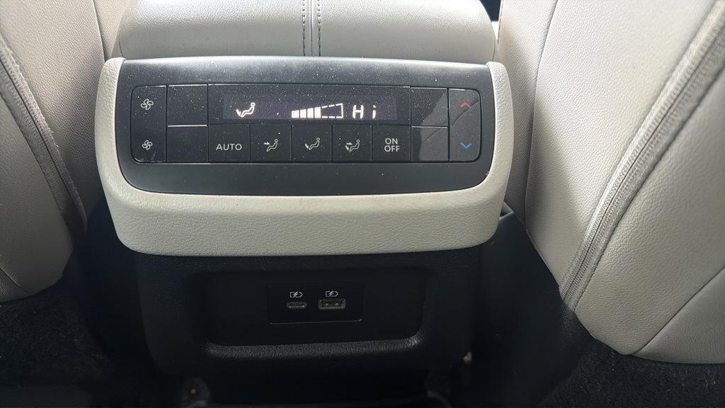 Certified 2023 Nissan Pathfinder SL AWD/4WD image 23