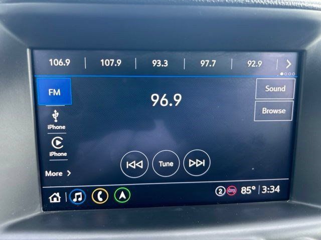 Used 2022 GMC Terrain SLT w/ Infotainment Package II FWD image 25