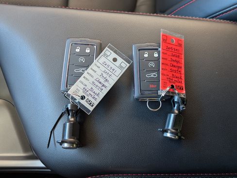 Used 2024 Dodge Charger R/T w/ Plus Group image 34