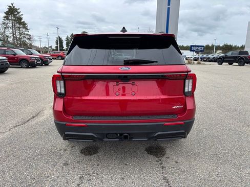 New 2026 Ford Explorer ST-Line AWD/4WD image 4