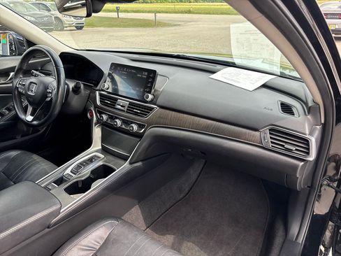 Used 2018 Honda Accord EX-L image 25