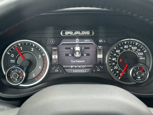 Used 2024 RAM 2500 Laramie image 24