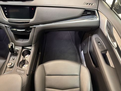 Certified 2023 Cadillac XT5 Premium Luxury w/ Technology Package FWD image 26