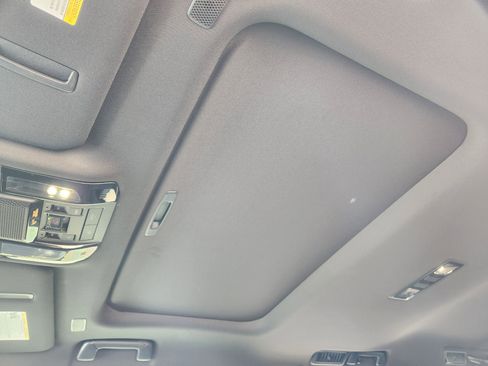 Certified 2025 Lexus GX 550 image 30