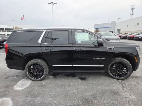 New 2026 GMC Yukon Elevation w/ Elevation Premium Package image 24