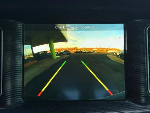 Used 2018 Dodge Charger GT image 11