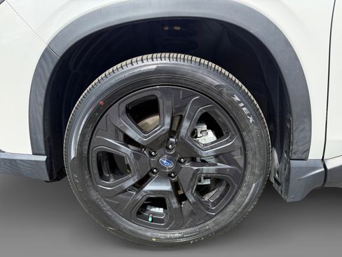 Used 2023 Subaru Ascent Onyx Edition Limited image 9