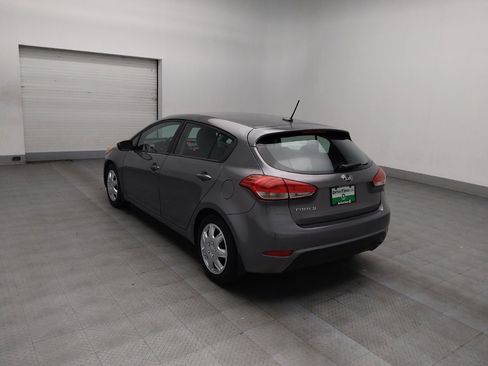 Used 2016 Kia Forte LX image 5