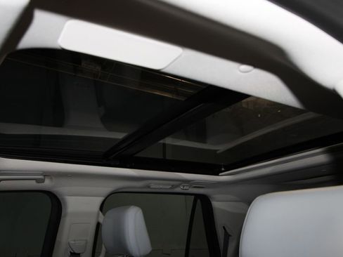 Used 2025 Ford Expedition Platinum w/ Platinum Ultimate Package image 23