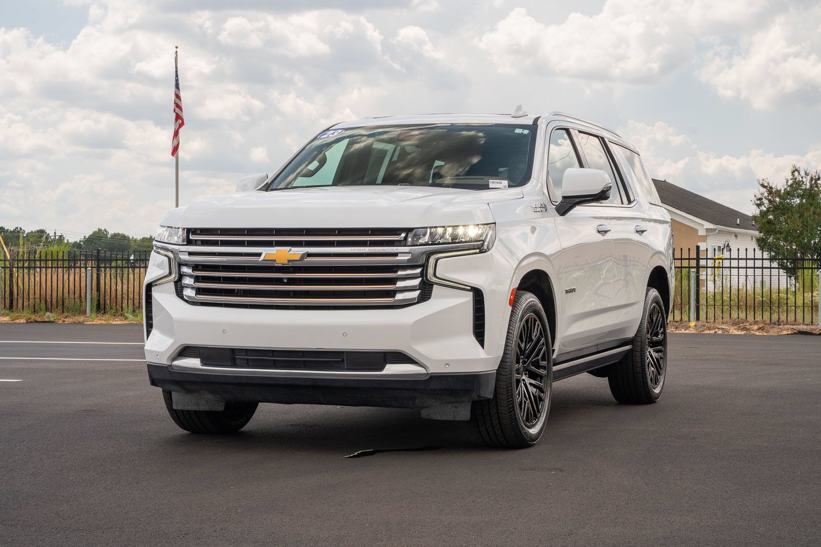 Used 2023 Chevrolet Tahoe High Country w/ Premium Package 2 RWD image 4