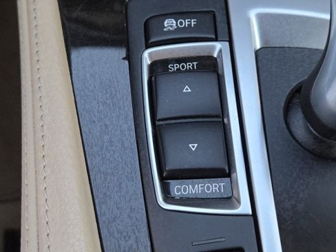 Used 2015 BMW 528i xDrive Sedan image 6