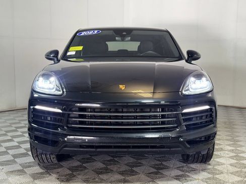 Used 2023 Porsche Cayenne Platinum Edition w/ Towing Package w/o Tow Ball image 9