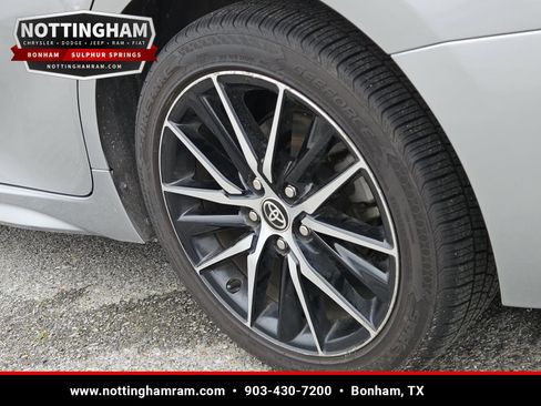 Used 2024 Toyota Camry SE w/ Convenience Package FWD image 8