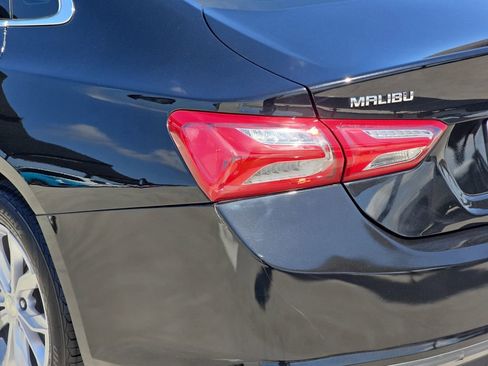 Used 2020 Chevrolet Malibu LT FWD image 34