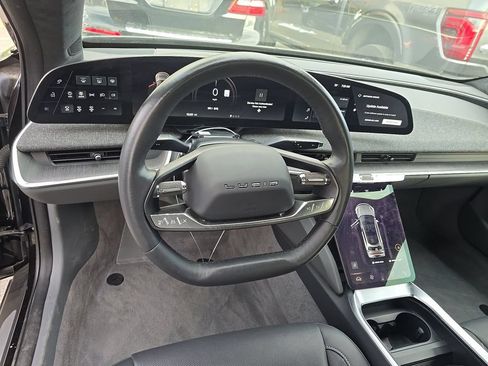 Used 2024 Lucid Air Touring AWD/4WD image 11