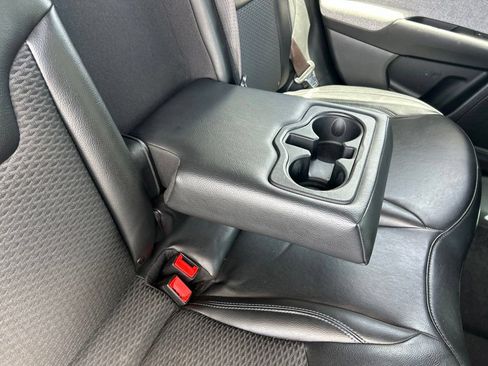 Used 2023 Jeep Compass Latitude w/ Convenience Group AWD/4WD image 47