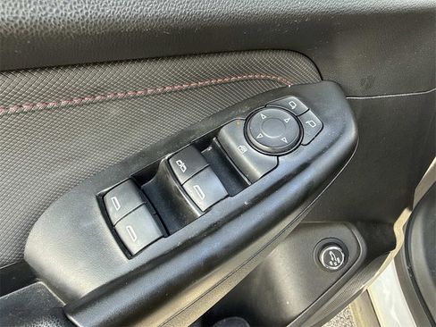 Used 2023 Chevrolet TrailBlazer RS w/ Sun and Liftgate Package image 12