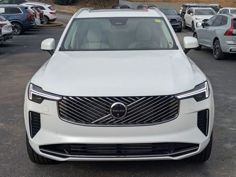 New 2026 Volvo XC90 T8 Ultra w/ Lounge Package image 9