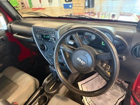 Used 2008 Jeep Wrangler X AWD/4WD image 14