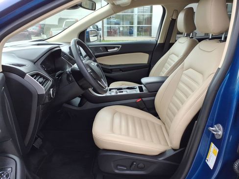 Used 2024 Ford Edge SEL image 11