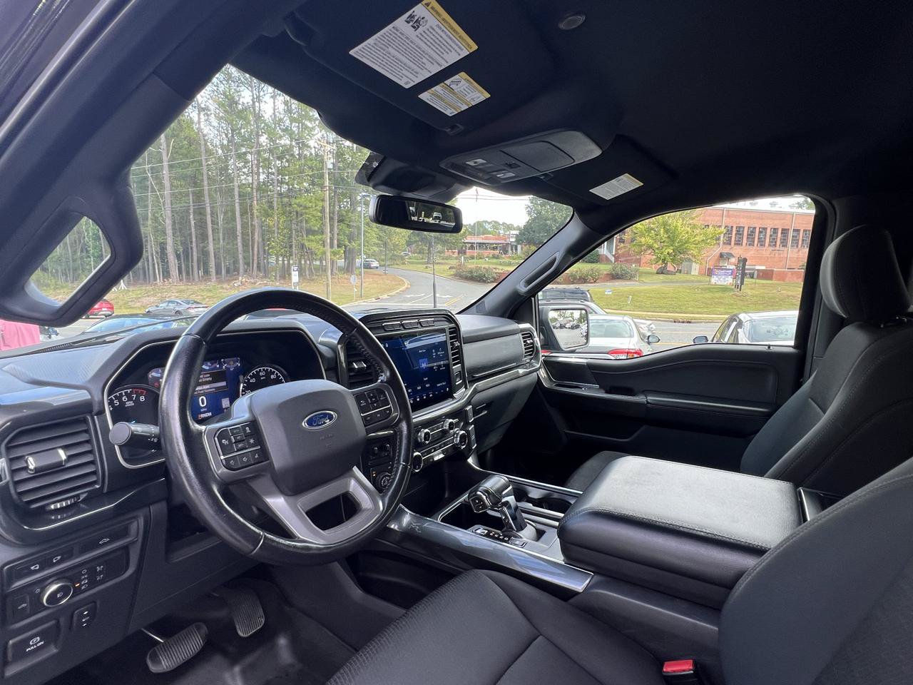 Used 2020 Ford F150 Platinum w/ Equipment Group 701A Luxury AWD/4WD image 9