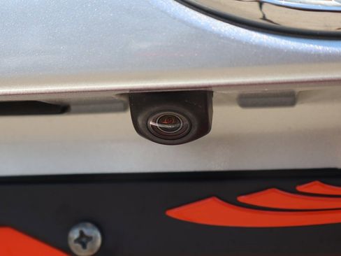 Used 2019 Toyota Highlander XLE image 48