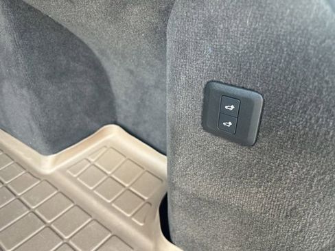 Used 2018 Land Rover Range Rover Sport HSE image 42