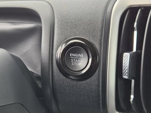 Used 2025 Ford Expedition Active AWD/4WD image 13
